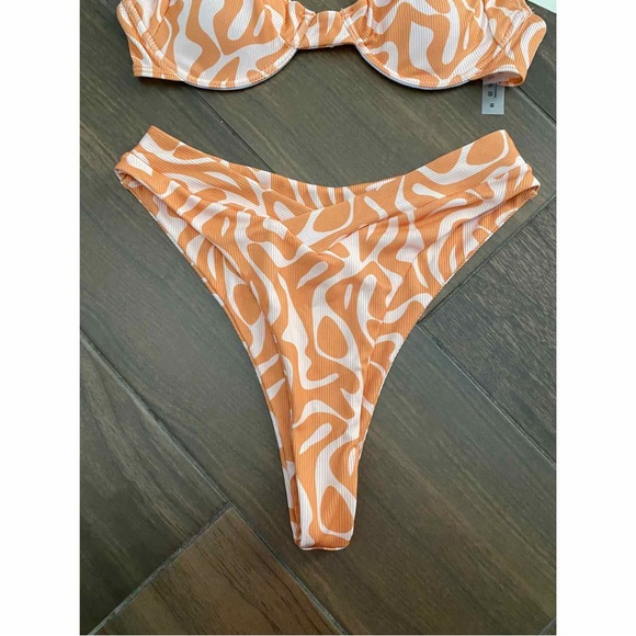 Aurelle NEW🚨 Swimsuit Set - Picture 3 of 5